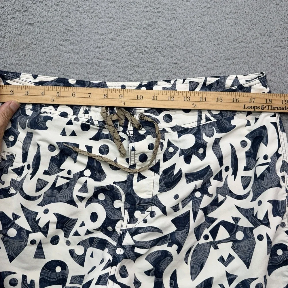 Patagonia Wavefarer Board Shorts Mens 36 Oaxaca Wave Blue Geometric 9